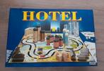 Hotel bordspel van Parker.
In nette gebruikte staat, compl, Hobby en Vrije tijd, Gezelschapsspellen | Bordspellen, Een of twee spelers