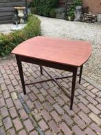 tafeltje bijzet tafel oud antiek kruis, Ophalen