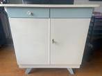 Vintage kast/commode wit met ijsblauwe accenten, Kinderen en Baby's, Ophalen, Gebruikt, 50 tot 70 cm, 100 cm of meer