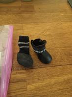 4 hondenlaarsjes en 2 honden sokjes, Ophalen of Verzenden, Gebruikt