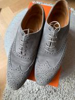 Greve herenschoenen suède grijs maat 8,5 izgst, Kleding | Heren, Schoenen, Ophalen of Verzenden, Zo goed als nieuw, Overige kleuren
