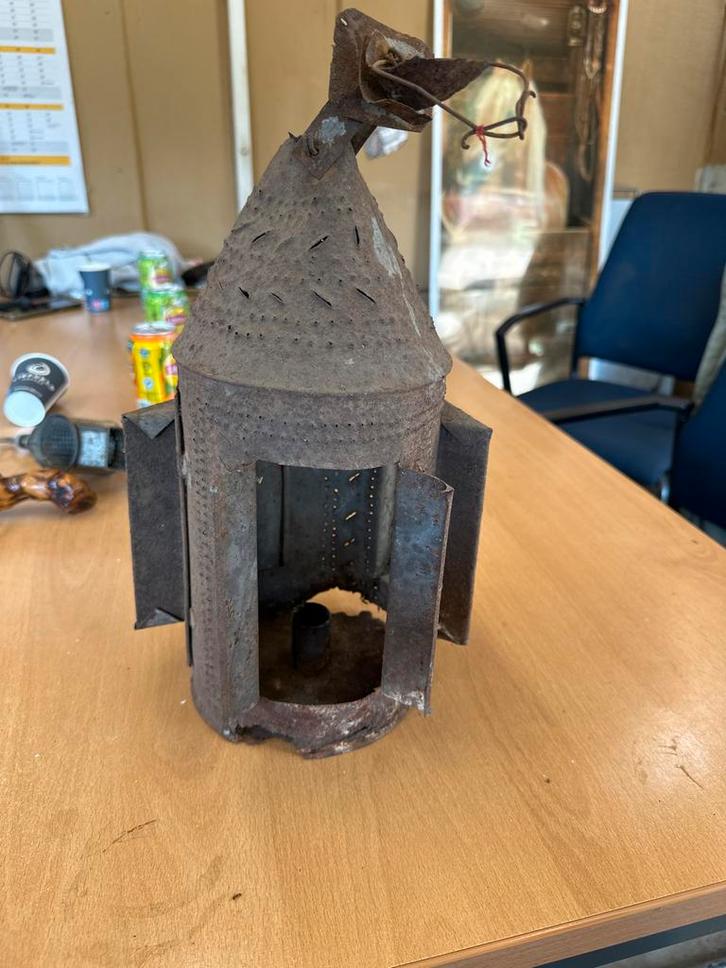 Antieke Metalen Lantaarn, Antiek en Kunst, Antiek | Lampen, Ophalen of Verzenden