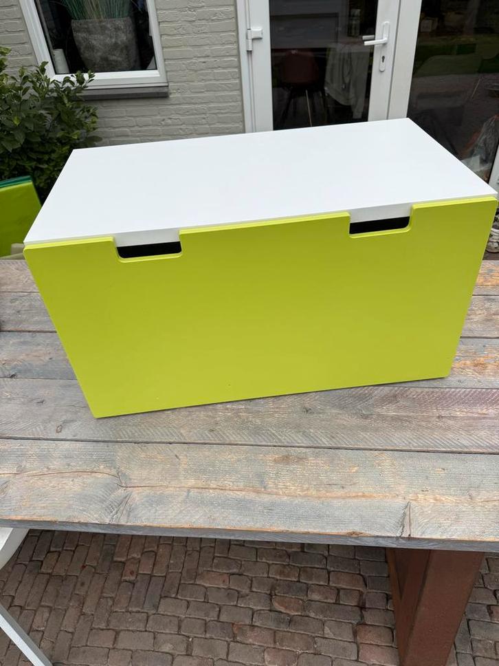 Ikea (speelgoed) kist uitschuifbaar., Kinderen en Baby's, Kinderkamer | Commodes en Kasten, Zo goed als nieuw, Commode, Minder dan 90 cm