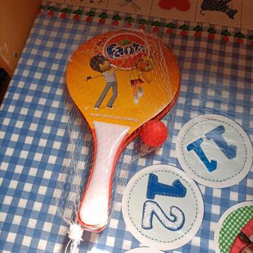 Nieuwe Fanta tennisbatjes tennis batjes  beschikbaar voor biedingen