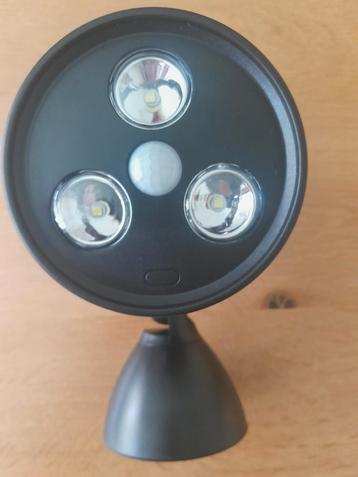 Spotlight beschikbaar voor biedingen