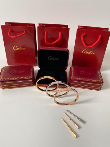 Super mooie cartier love armbanden beschikbaar voor biedingen