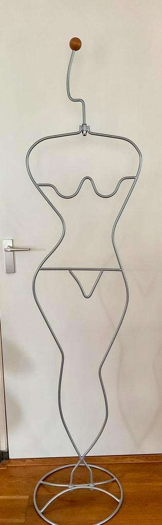 Vintage dressboy,vrouw, van Ikea , ontwerp Ehlèn Johansson beschikbaar voor biedingen