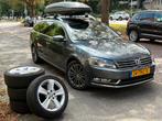 VW Passat Variant - 1.6 TDI Highline BMT Navi/Trekhaak/Leder, Euro 5, Navigatiesysteem, Zwart, 4 cilinders