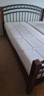 Tweepersoons bed van Beter Bed hout/metaal, Ophalen, Bruin, Tweepersoons, Zo goed als nieuw