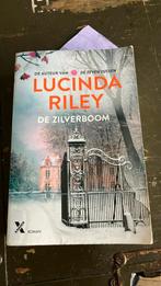 Lucinda Riley - De zilverboom, Lucinda Riley, Ophalen of Verzenden, Zo goed als nieuw, Nederland