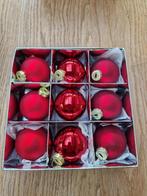 12: 9 glazen kerstballen rood mat/ glanzend ZGAN, Ophalen of Verzenden, Zo goed als nieuw