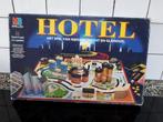 HOTEL MB BORDSPEL  zwarte doos 1986, Hobby en Vrije tijd, Gezelschapsspellen | Bordspellen, Ophalen of Verzenden, Zo goed als nieuw