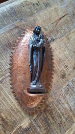 Oude Maria met kindje Jesus beeldje op hanger, Antiek en Kunst, Ophalen of Verzenden
