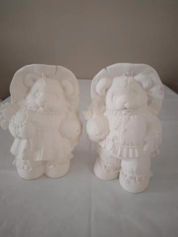 2 Keramische beren om te verven beschikbaar voor biedingen