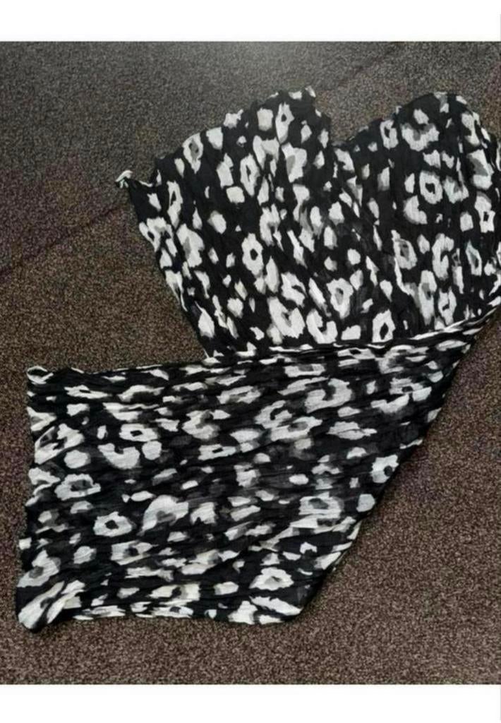 Sjaal gerry weber, Ophalen of Verzenden, Zo goed als nieuw, Maat 46/48 (XL) of groter, Sjaal