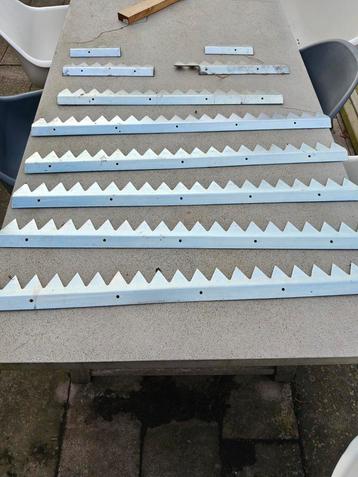 Anti klimstrip 1000X65X30mm beschikbaar voor biedingen