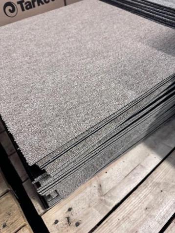 Desso tapijttegels lichtbruin B-keus nieuw 10m² 50x50cm #147 beschikbaar voor biedingen