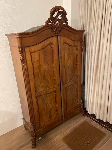 Antieke kast kuifkast - 100x40x180cm beschikbaar voor biedingen