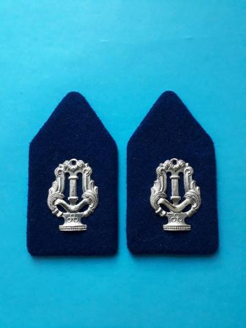 Kraagspiegels, Muzikant, Lyra.  Blauw.  beschikbaar voor biedingen