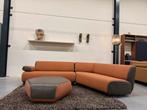Leolux Guadalupe Hoekbank Oranje stof Groen leer Design Bank, Huis en Inrichting, Hoekbank, Leer, Ophalen of Verzenden, 150 cm of meer
