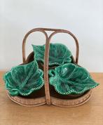 Barbotine serveerset bladeren groen riet vintage, Huis en Inrichting, Keuken | Servies, Verzenden, Keramiek, Overige stijlen