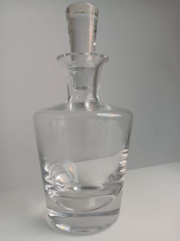 Fraaie zwaar uitgevoerde karaf voor cognac of whiskey beschikbaar voor biedingen