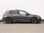 Volkswagen Golf 1.5 eTSI R-Line Edition 150PK DSG | Panorama, Auto's, Stof, 4 cilinders, 150 pk, 19 km/l