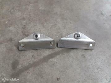 Uitlaatbeugel ophangbeugels uitlaat termignoni beschikbaar voor biedingen