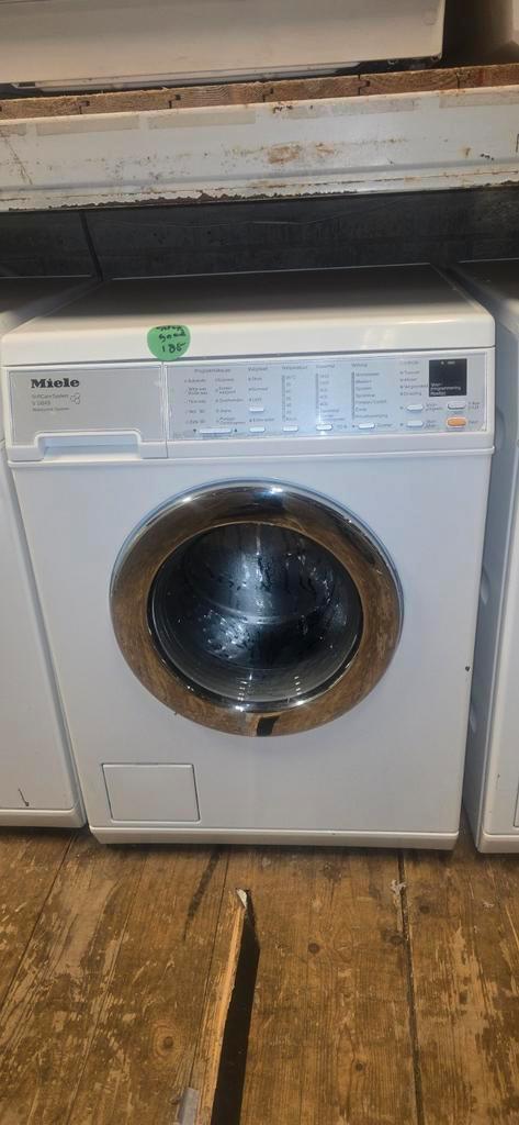 Miele Softcare wasmachine met garantie, Witgoed en Apparatuur, Wasmachines, Zo goed als nieuw, 6 tot 8 kg, Minder dan 85 cm, 1200 tot 1600 toeren