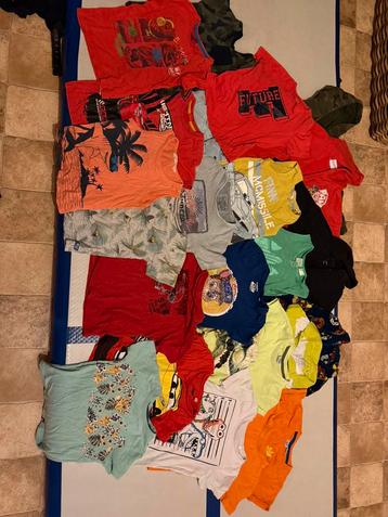 Jongens kleding 98/104.. compleet pakket. Ca 46 items beschikbaar voor biedingen