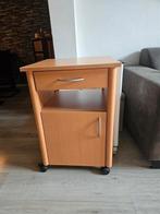 Ziekenhuis nachtkastje zowel links als rechts te te gebruike, Ophalen of Verzenden, Zo goed als nieuw, 25 tot 50 cm