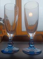 Set van 2 sierlijke blauwe glazen > gezellig avondje samen !, Ophalen of Verzenden