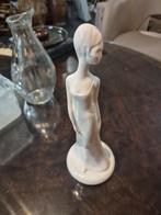 Vintage Monique Porseleinen Beeldje, Antiek en Kunst, Ophalen of Verzenden