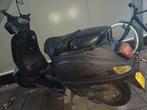 Scooter la souris - rijdend weggezet loopt niet zie info, Fietsen en Brommers, Ophalen, Maximaal 45 km/u, 49 cc, Benzine