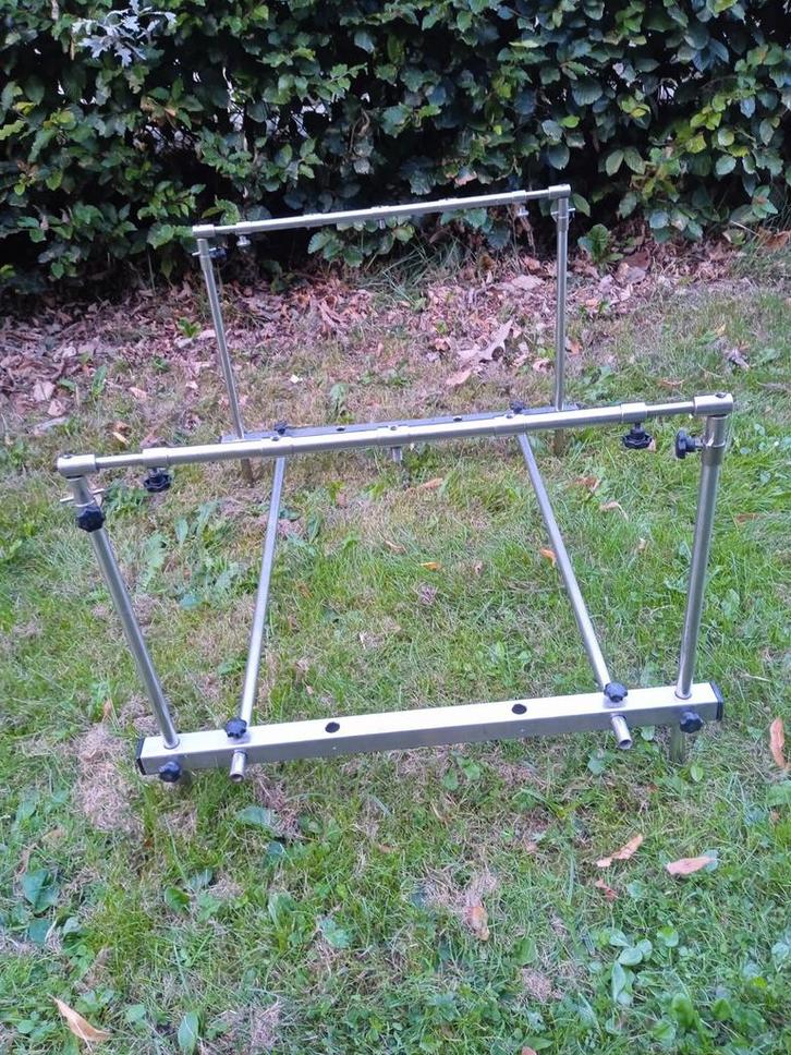 Rvs rodpod tbv 4 karperhengels, Watersport en Boten, Hengelsport | Karpervissen, Werphengel, Ophalen