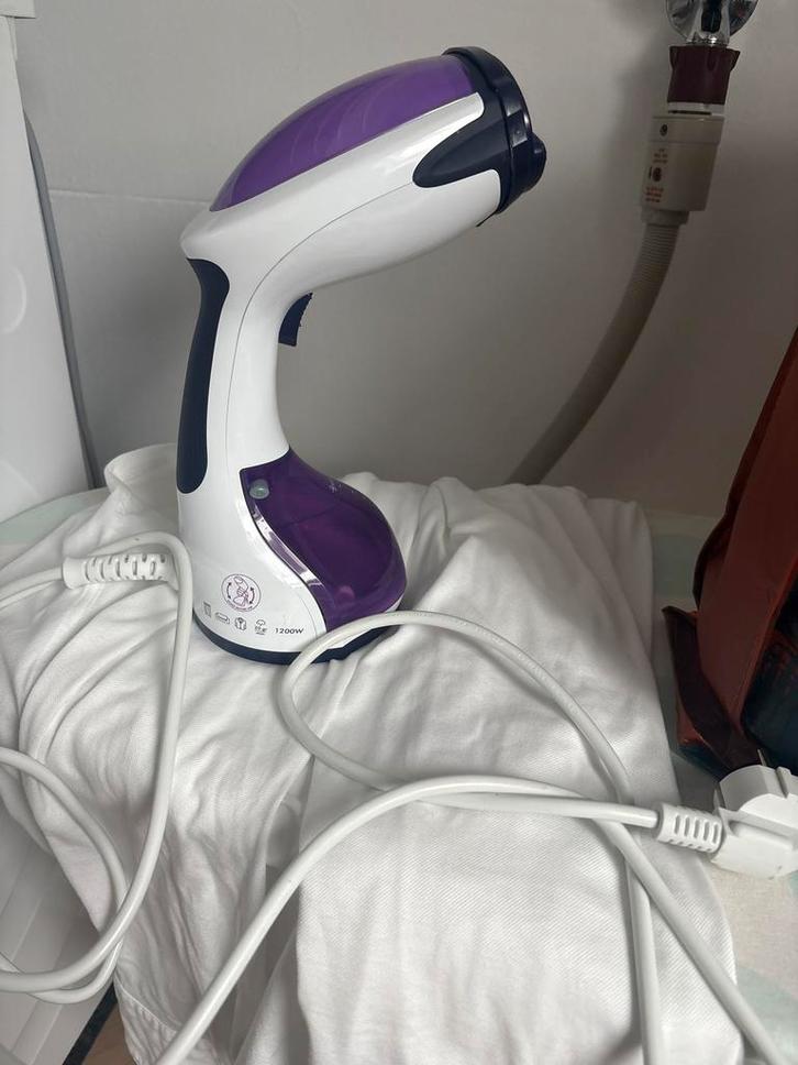 Stomer - Perfect voor Snel Strijken!, Witgoed en Apparatuur, Strijkijzers en Strijkplanken, Zo goed als nieuw, Strijkijzer met snoer