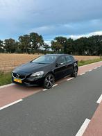 Volvo V40 1.5 T3, 88000 kmstand, 152PK Geartronic 2017 Zwart, 65 €/maand, 1498 cc, 4 cilinders, 700 kg