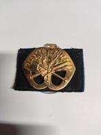 Baretembleem Mobiele Colonnes . Dunne voetjes., Verzamelen, Ophalen of Verzenden, Landmacht, Nederland, Embleem of Badge