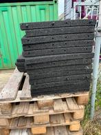 Rubber tegels 11 stuks + een aantal afvalstukken, Doe-het-zelf en Verbouw, Ophalen, Gebruikt, 40 tot 60 cm, 5 tot 10 m²