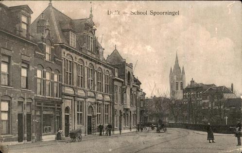 Delft - School Spoorsingel, Verzamelen, Ansichtkaarten | Nederland, Gelopen, Zuid-Holland, Voor 1920, Ophalen of Verzenden