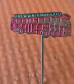 Speldje Ga mee! met Reis & Excursiever. RET (rood), Verzamelen, Speldjes, Pins en Buttons, Ophalen of Verzenden, Zo goed als nieuw