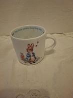 Beatrix Potter - Peter Rabbit - mooie Wedgwood mok uit 2014, Wedgwood, --, Ophalen of Verzenden, Zo goed als nieuw