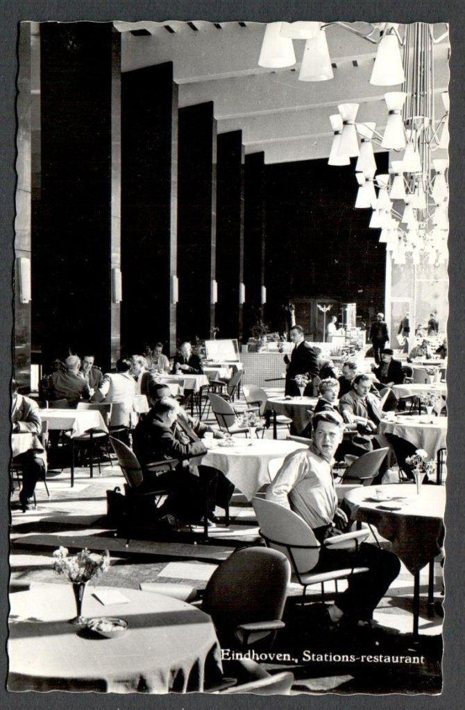 Oude Ansicht - Eindhoven - Stations-restaurant - NB., Ophalen of Verzenden, 1940 tot 1960, Ongelopen, Noord-Brabant
