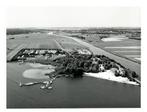 Oude luchtfoto Camping Bergumermeer, Sumar - 10.07.1971, Verzamelen, 1960 tot 1980, Verzenden, Foto, Zo goed als nieuw