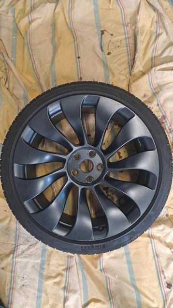 1x tesla model y 21 inch performance velg uberturbine  beschikbaar voor biedingen