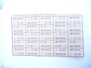 Benzine bonnen van de oliecrisis 1973 compleet vel, VINTAGE