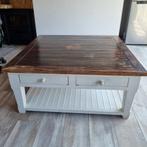 Riviera Maison.  bovenkant heeft verfje nodig, Huis en Inrichting, Tafels | Salontafels, Ophalen, Gebruikt, Vierkant, Minder dan 50 cm