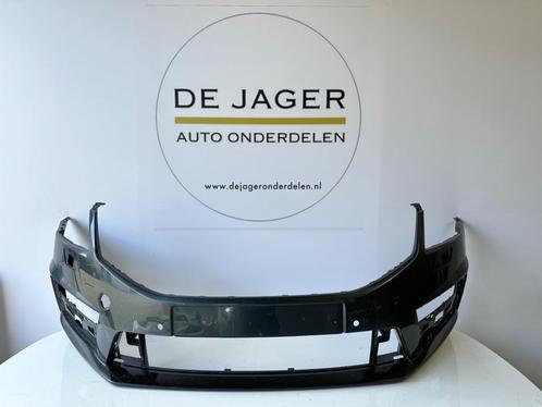 SKODA OCTAVIA III RS FACELIFT VOORBUMPER BUMPER 5E0807221AA, Auto-onderdelen, Carrosserie en Plaatwerk, Bumper, Skoda, Gebruikt