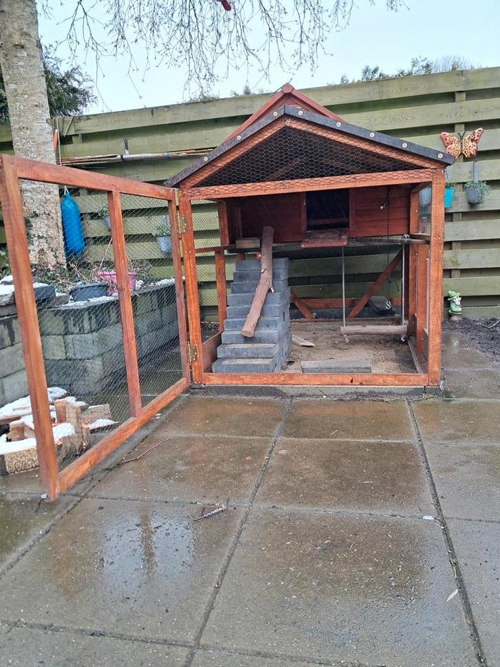 Kippenhok, Dieren en Toebehoren, Pluimvee | Toebehoren, Zo goed als nieuw, Kippenhok of Kippenren, Ophalen of Verzenden