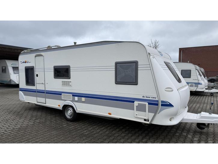 Hobby De luxe Easy 560 KMFE bj 2003 met voortent en luifel, Caravans en Kamperen, Caravans, Bedrijf, tot en met 6, 1250 - 1500 kg